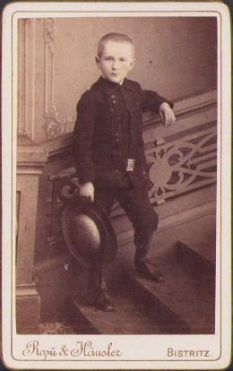 Sepp Jekeli, studio Roșu și Hausler, Bistrița