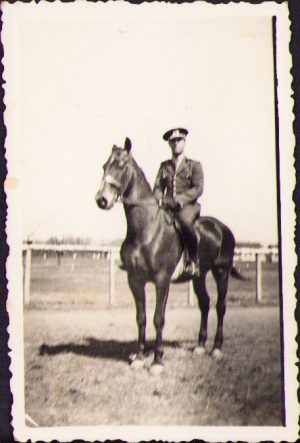 Ofițer român călare, 1935