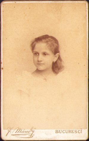 Fotografie studio Mandy, București