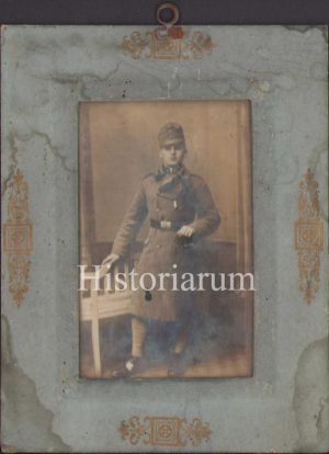 Gradat austro-ungar cu baionetă și șnur de specialist, fotografie cu ramă de epocă și sticlă, studio vienez
