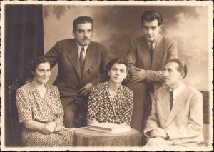 Preot român din Gușterița, studio Fischer, Sibiu