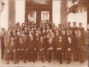 Elevi și profesori, România interbelică