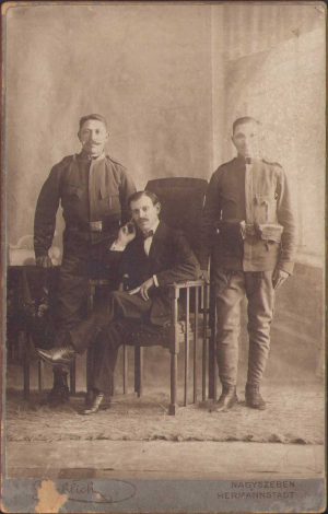 Caporal și soldat austro-ungar, studio Lieblich, Sibiu, 1914