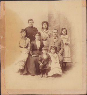 Familie de români cu 6 copii