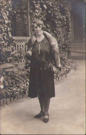 Femeie, Buziaș, 1930