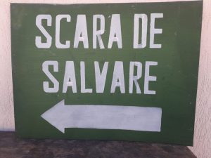 Tablă vopsită industrială - Scara de salvare - România comunistă