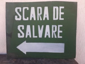 Tablă vopsită industrială - Scara de salvare - România comunistă
