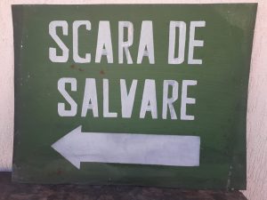 Tablă vopsită industrială - Scara de salvare - România comunistă