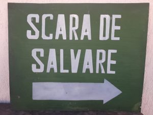 Tablă vopsită industrială - Scara de salvare - România comunistă