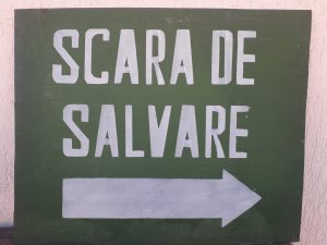 Tablă vopsită industrială - Scara de salvare - România comunistă