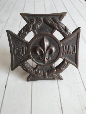 Însemn de cercetași polonezi din zona Varșovia, formațiunea 9 WDH (Warszawskiej Drużyny Harcerzy) 043