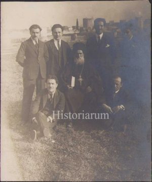 Preot ortodox, Constantinopole, perioada interbelică