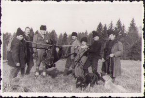 Vânători cu trofeu, România, anii 1930