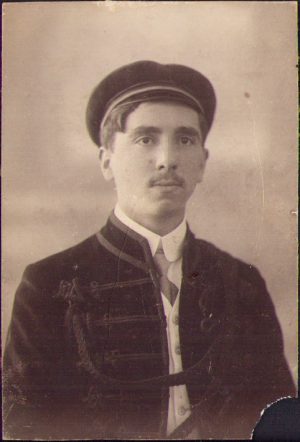 Licean sas în uniforma Coetus, Transilvania, ante 1918