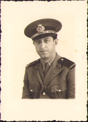 Ofițer român din Serviciul Sanitar, 1941, Sebeș, județul Alba