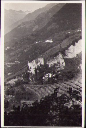Castel Fontana, Italia, anii 1930