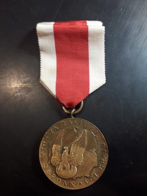 Medalie Za zaslugi Dla obronnosci kraju Polonia
