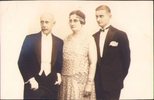 Fotografie perioada interbelică, studio Royal, București