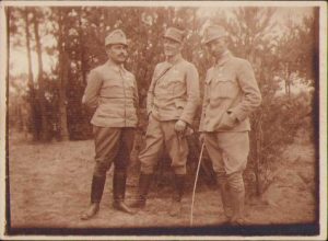 Grup de 3 ofițeri austro-ungari decorați cu medalia Pentru vitejie