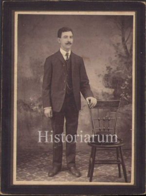 Fotografie studio anonim