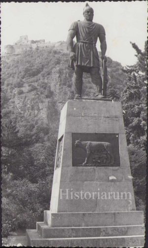 Statuia lui Decebal și cetatea Deva, perioada comunistă
