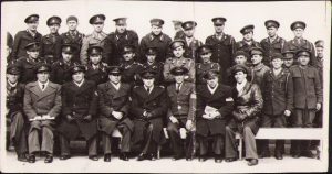 Militari români din aviație la manevrele din 1937