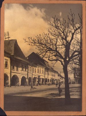 Dumitru Russu Berărie Ospăterie, Bistrița, studio Romischer