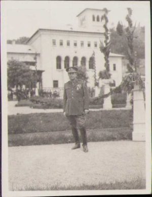 Maior român de vânători decorat cu "Steaua României" în grad de ofițer, model 1916 și "Sf Stanislas" rusesc, clasa a III-a, acordat în Primul Război Mondial, Oravița