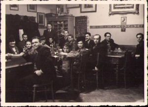 Sală profesorală, România interbelică