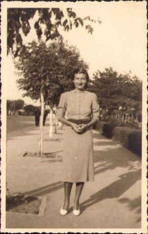Femeie, 1938, Constanța
