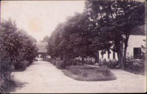 Casă la țară, perioada antebelică, Transilvania