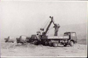 Camion Roman pe șantier la Boiștea, 1979