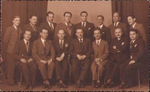 Directorul S.A.R. de Telefoane Oradea, Iuliu Căpușan și personal al acesteia, perioada interbelică