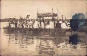 Procesiune religioasă catolică pe râul Bega, Timișoara, 1921