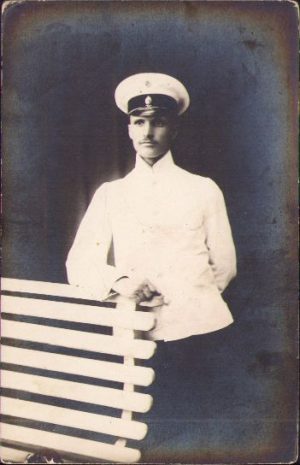 Bărbat în uniformă rusească țaristă, 1916