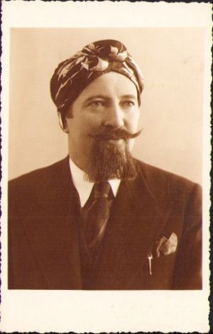 Pictorul Timotei Goția, studio Dobrescu, Medgidia