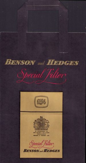 Pungă din hârtie cu reclamă la țigări "Benson and Hedges"