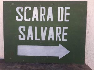 Tablă vopsită industrială - Scara de salvare - România comunistă