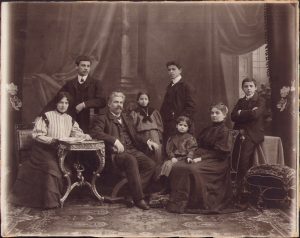 Familie cu 6 copii, Transilvania, fin de siècle