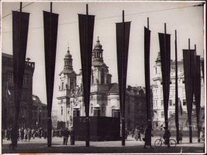 Prague in mourning at the death of Tomas Garrigue Massaryk