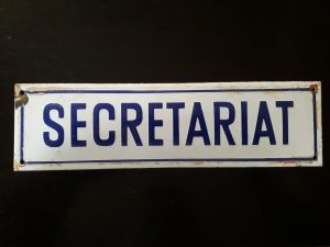 Tablă emailată Secretariat, perioada comunistă
