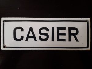 Tablă emailată Casier, perioada comunistă