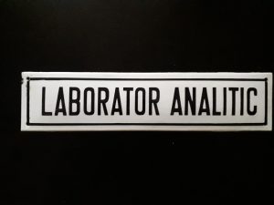 Tablă emailată Laborator analitic