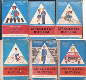 Lot 6 manuale școlare Circulația rutieră complet clasele I-XII, perioada comunistă