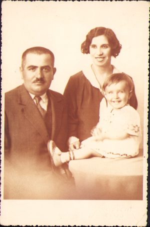 Profesor Ioan Văleanu cu familia, 1931, studio Fotofilm, Cluj
