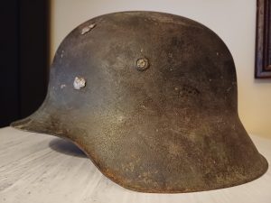 Stahlhelm model M42 cască militară germană Al Doilea Război Mondial relicvă