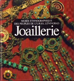 Joaillerie par Galina Komleva 1988 Musée Ethnographique des Peuples de l'URSS Leningrad