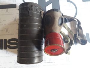 Mască românească contra gazelor model 1935, fabricată la Antigaz, 1939