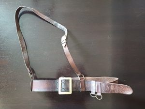 Centură de ofițer român, cu diagonală și atârnători pentru sabie, Primul Război Mondial