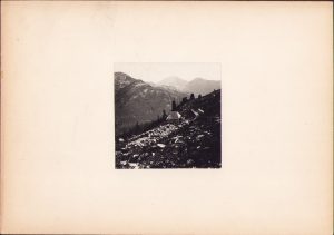 Stâna și valea Păpușa, Munții Făgăraș, fotografie de Emmanuel de Martonne, 1921